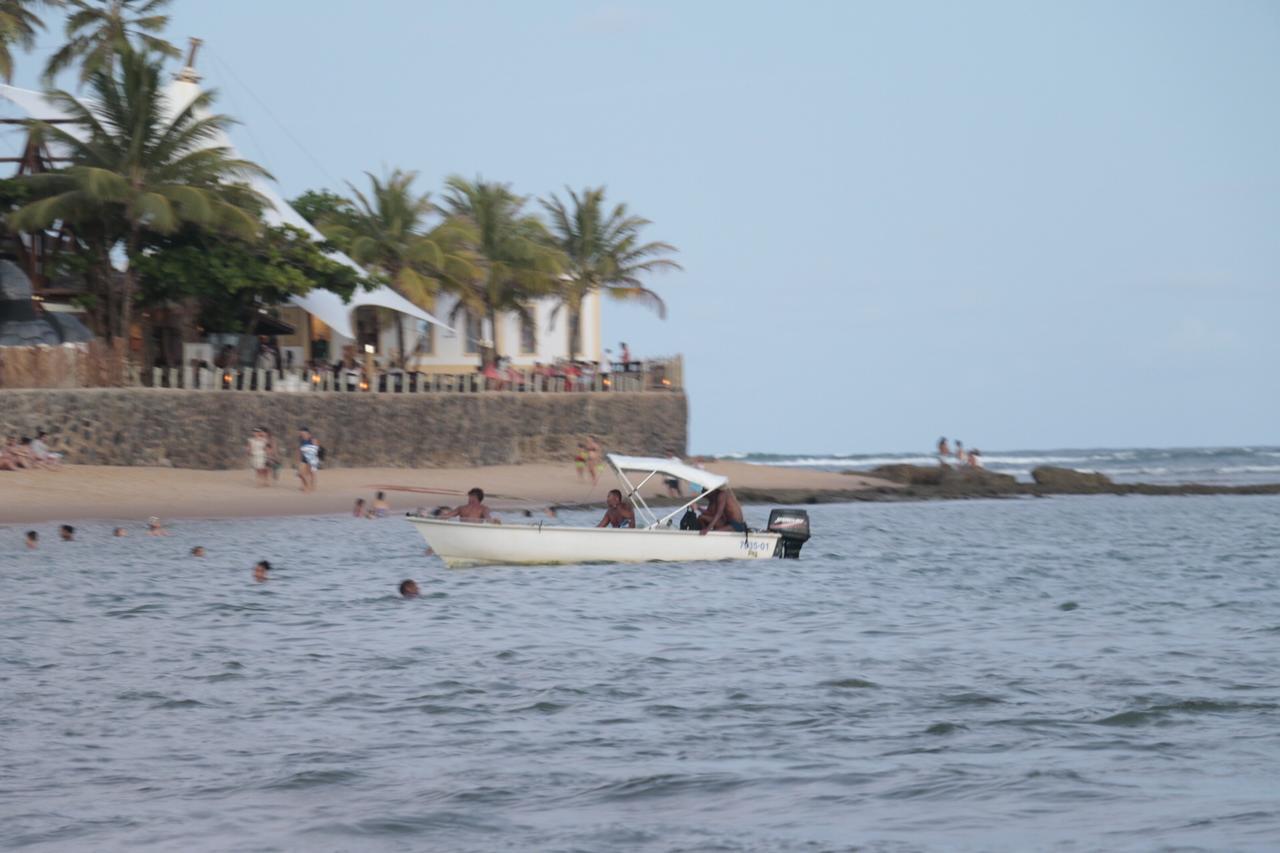 Vilarejo Do Farol, Do *